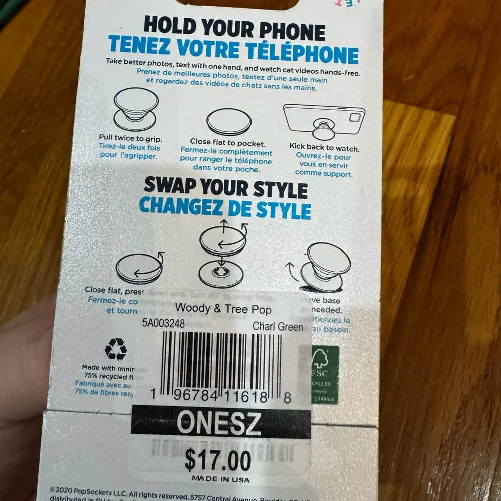 Popsocket x Vineyard Vines holiday
